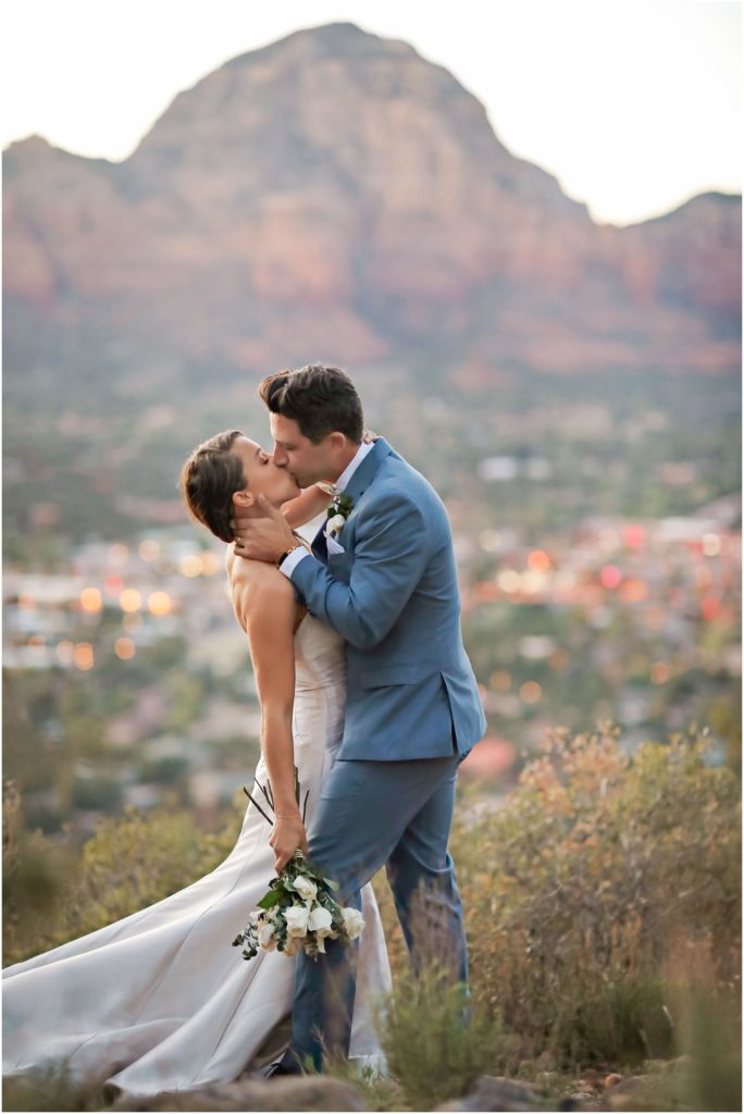 Stunning Sedona Wedding Bride and Groom Kissing