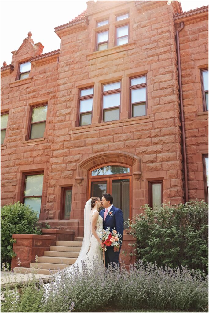 Moss Mansion Wedding Bride and Groom Photos