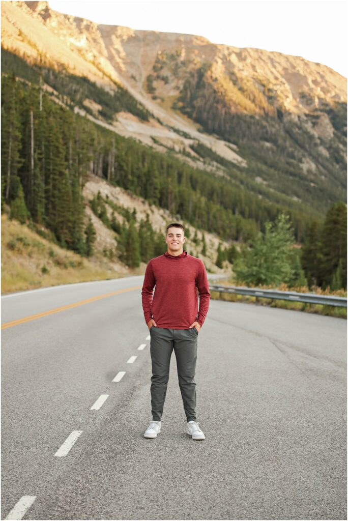 Billings Senior Photographer in the mountains